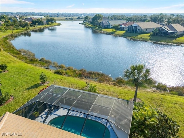 bird's eye view featuring a water view