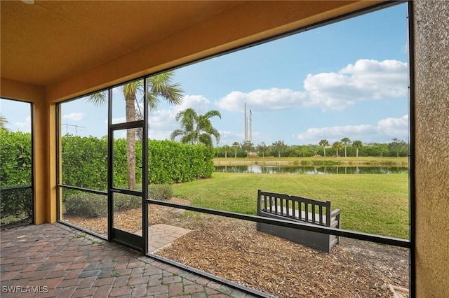 11823 Timbermarsh Ct, Fort Myers, FL 33913 - unfurnished sunroom featuring a water view