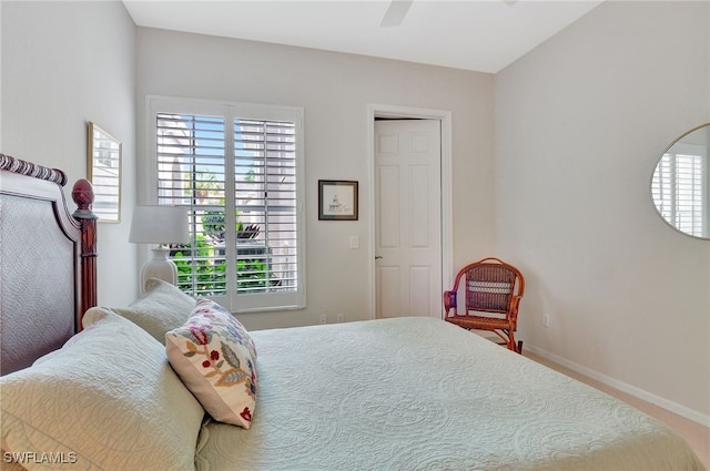 bedroom featuring ceiling fan