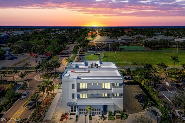 view of aerial view at dusk