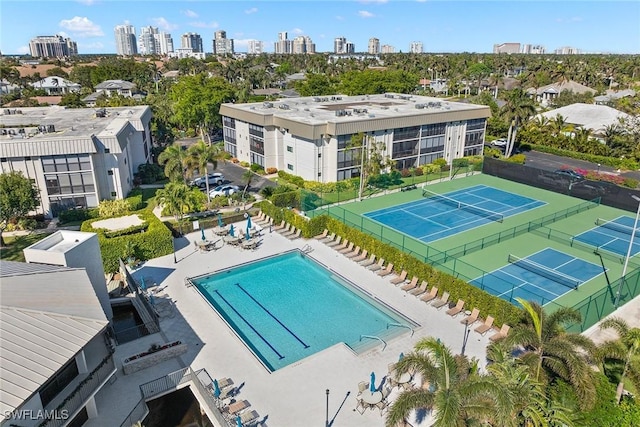 788 Park Shore Dr Unit B17, Naples, FL 34103 - aerial view of city skyline and a pool area