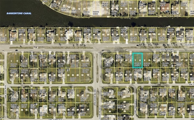 Listing photo 2 for 250 Gleason Pkwy, Cape Coral FL 33914