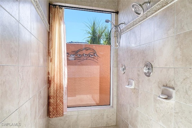 bathroom with curtained shower