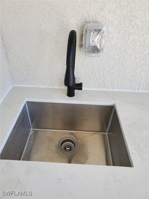 room details with sink