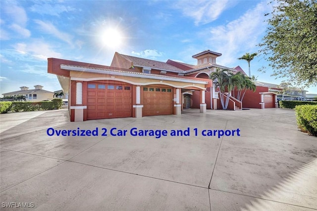 view of front of property featuring a garage