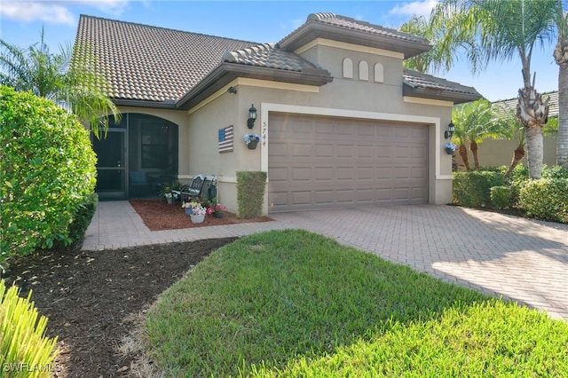 view of front of house with a garage