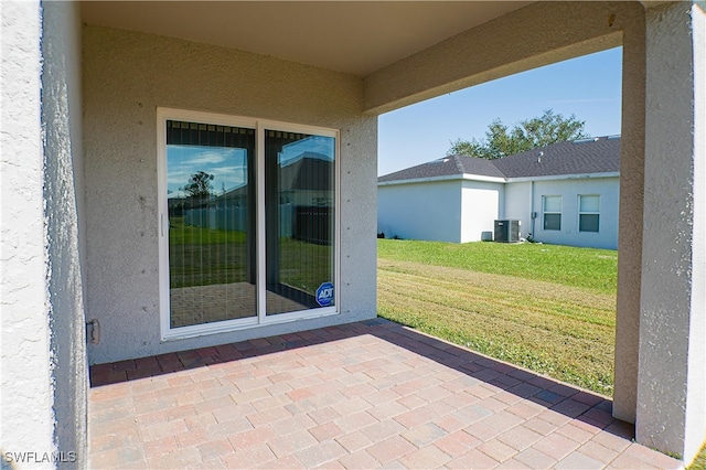 view of patio / terrace featuring cooling unit