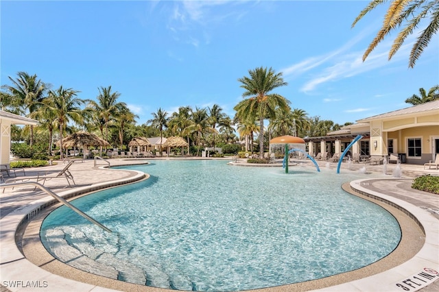 2122 Hamlin St, Naples, FL 34120 - community pool with a patio