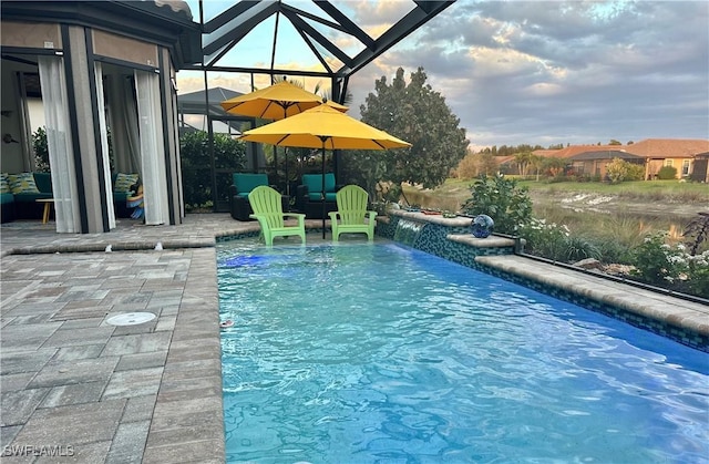 8524 Sevilla Ct, Naples, FL 34114 - swimming pool with a patio and a lanai