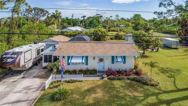 view of front of house with a front yard