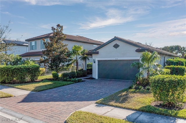 view of front of home with a front lawn