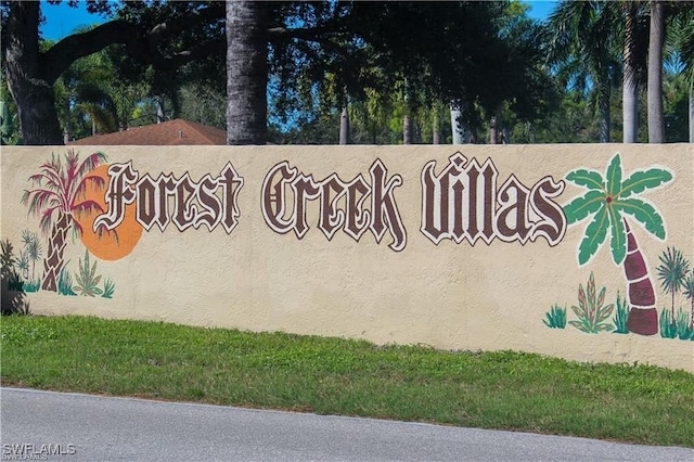 view of community / neighborhood sign