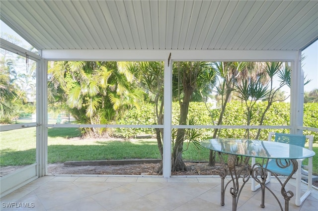 view of unfurnished sunroom