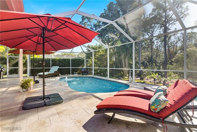2270 Palo Duro Blvd, North Fort Myers, FL 33917 - swimming pool with a patio area and a lanai
