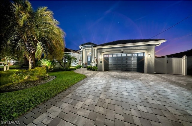 view of front facade with a garage