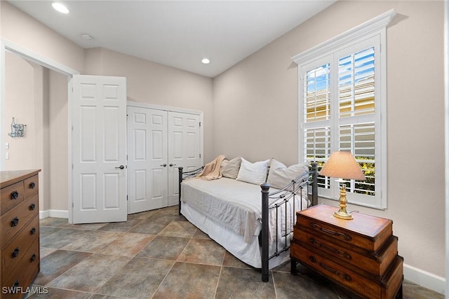 bedroom featuring a closet