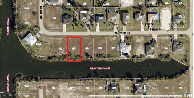 Listing photo 2 for 128 NE 20th St, Cape Coral FL 33909