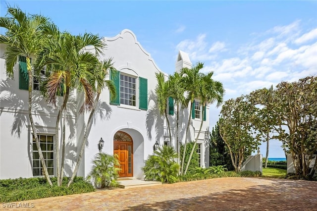 view of mediterranean / spanish home