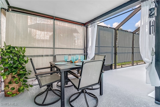 view of sunroom / solarium