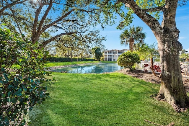 view of yard featuring a water view