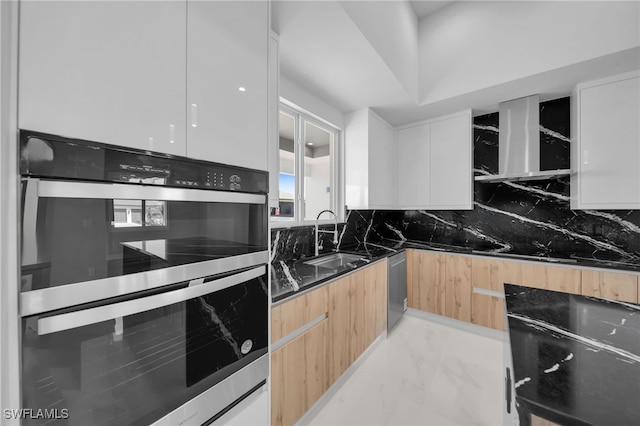 1027 NW 40th Pl, Cape Coral, FL 33993 - kitchen with appliances with stainless steel finishes, marble finish floor, a sink, and modern cabinets