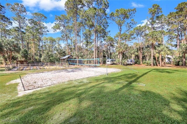 view of yard with volleyball court