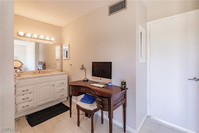 3 Bob O Link Ct Unit 3B, Naples, FL 34105 - office area with sink
