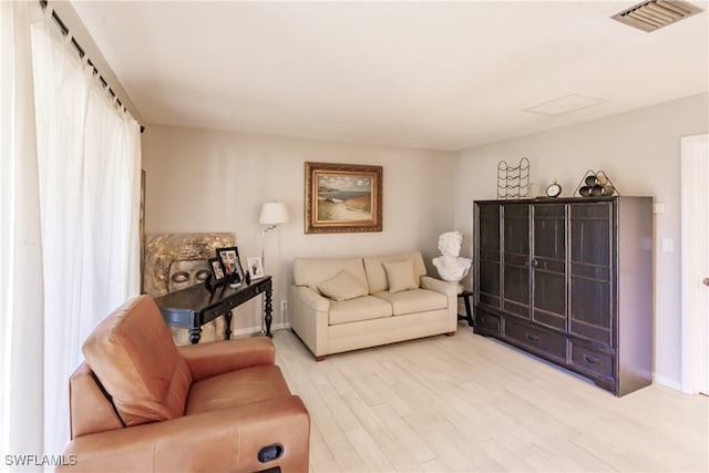 3 Bob O Link Ct Unit 3B, Naples, FL 34105 - living area featuring light wood-style floors and baseboards