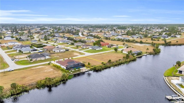 Listing photo 3 for 1321 NE 39th St, Cape Coral FL 33909