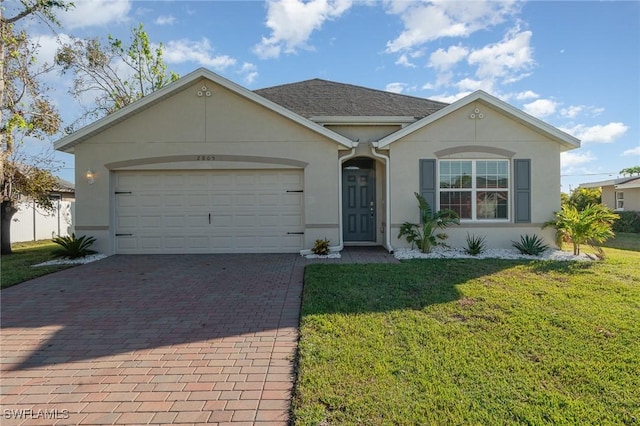 ranch-style house featuring a front lawn and a garage