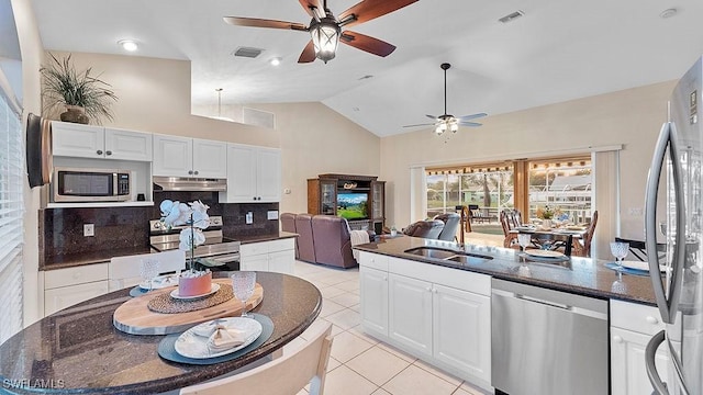 4212 SE 8th Pl, Cape Coral, FL 33904 - kitchen featuring visible vents, a ceiling fan, under cabinet range hood, and stainless steel appliances