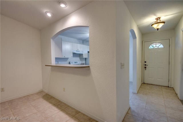 view of tiled entryway