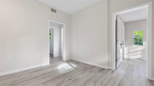 empty room featuring light hardwood / wood-style flooring