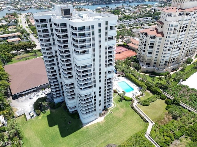 bird's eye view with a water view