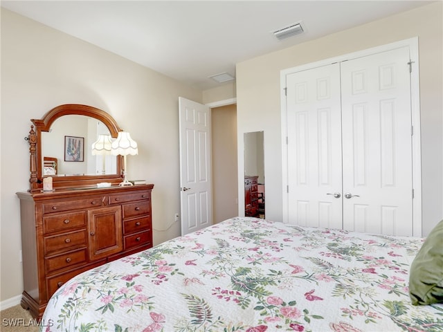 bedroom featuring a closet