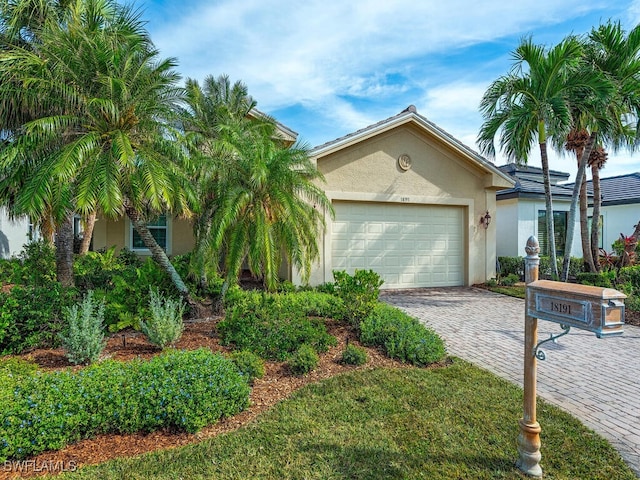 view of front of house featuring a garage