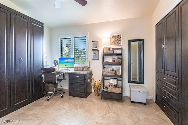 office area with ceiling fan