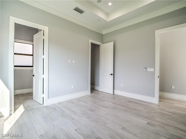 19871 Adams Rd, Fort Myers, FL 33908 - unfurnished bedroom with light wood-style flooring, baseboards, visible vents, and recessed lighting