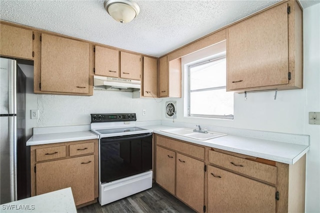 kitchen with a textured ceiling, sink, white electric range, dark hardwood / wood-style floors, and stainless steel refrigerator