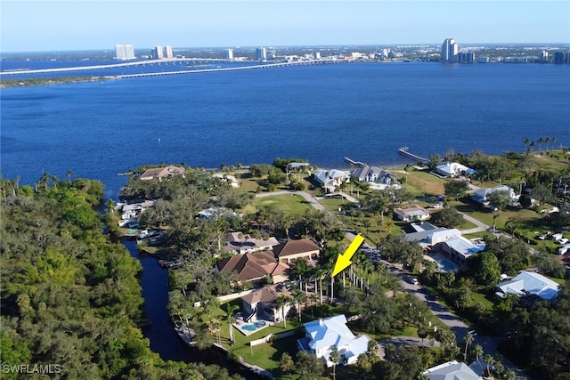 bird's eye view featuring a water view