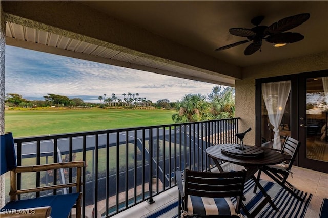 balcony with ceiling fan