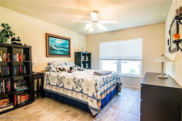 bedroom featuring ceiling fan