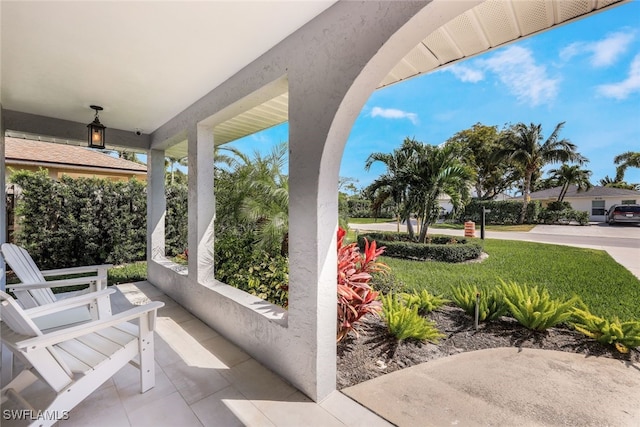 view of patio / terrace with covered porch