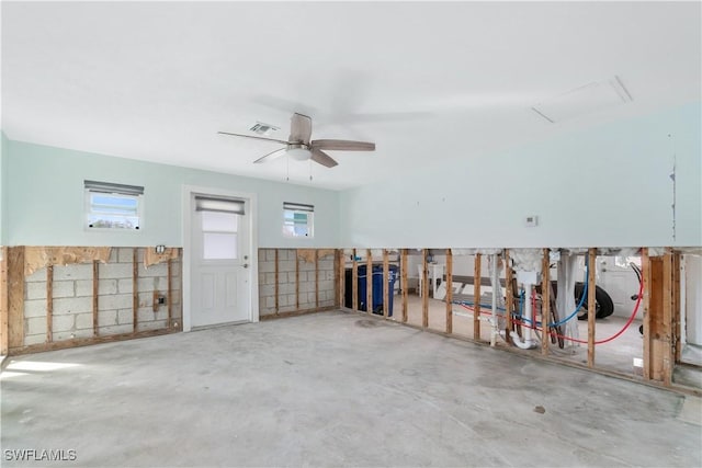 garage with ceiling fan