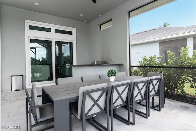 view of patio with ceiling fan