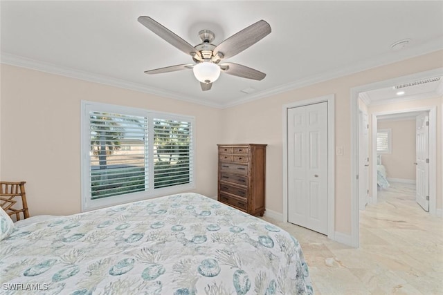 bedroom with baseboards, visible vents, ornamental molding, and ceiling fan