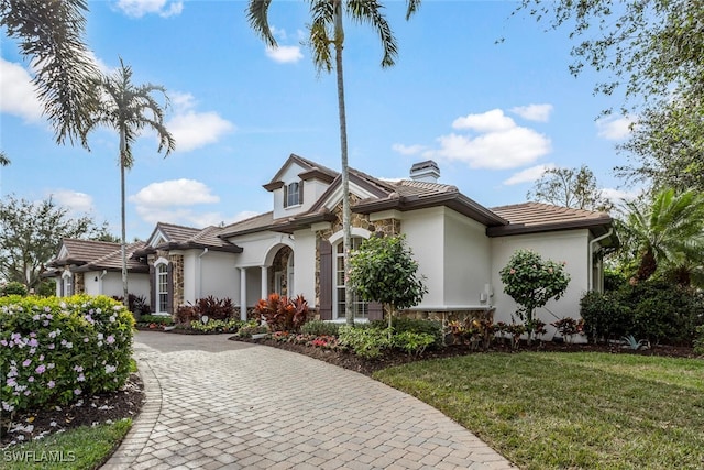 view of front of house with a front yard