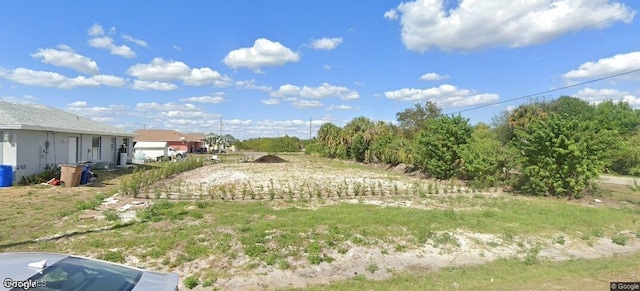 Listing photo 2 for 4200 17th St SW, Lehigh Acres FL 33976