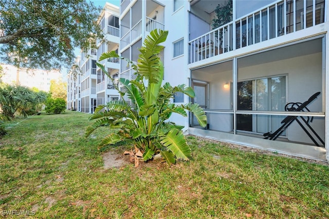 view of yard with a patio