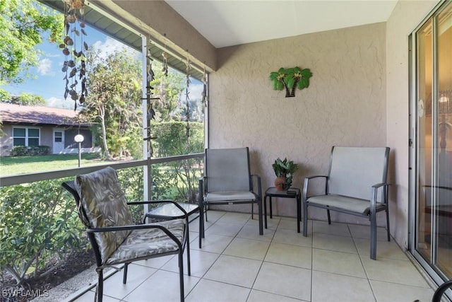 view of sunroom / solarium